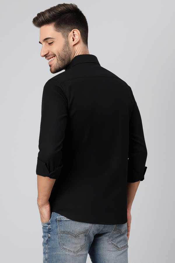 Dennis Lingo Men's Solid Slim Fit Casual Shirts - Black