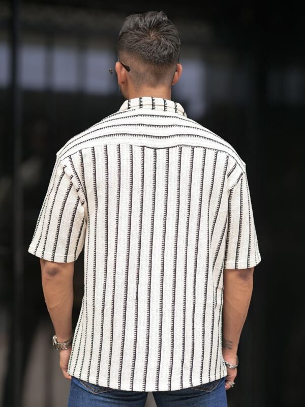 Maniac - Men Comfort Opaque Striped Casual Shirt