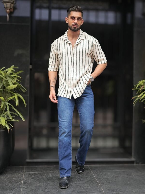 Maniac - Men Comfort Opaque Striped Casual Shirt