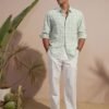 0zW9iKd6_f93aae280260450e83569941d0d7b985 LOCOMOTIVE Men Sea Green & White Textured Checked Relaxed Fit Dobby Cotton Shirt