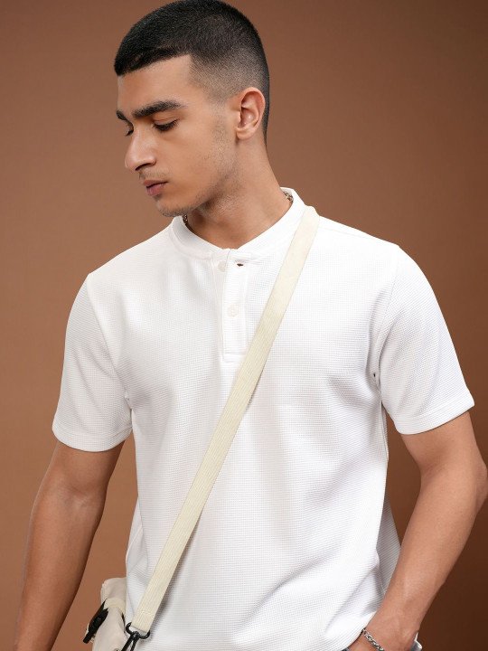 HIGHLANDER Men White Henley Collar Knitted Relaxed Fit T-shirt