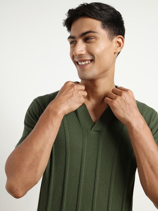 NOBERO Men Regular Fit Polo Collar Textured Cotton T-shirt