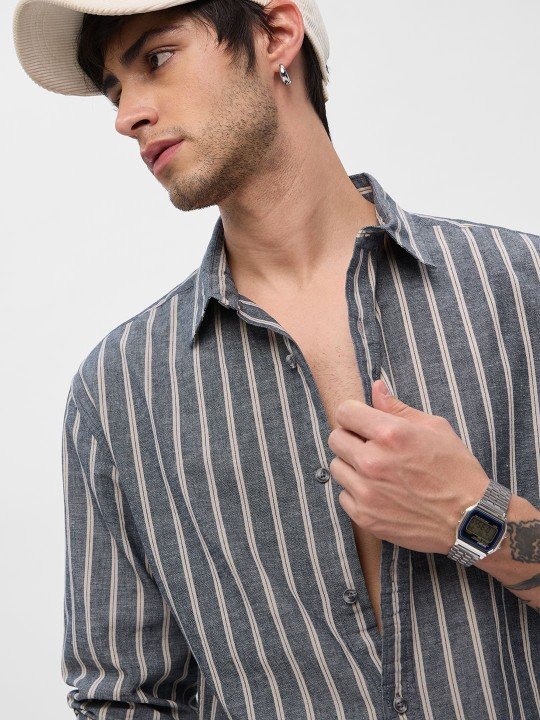 The Souled Store Men Spread Collar Vertical Striped Cotton Casual Shirt – Grey & White