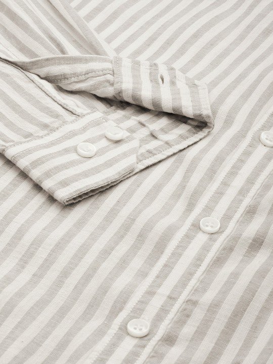 f115bc30-4f08-45ae-a35d-8ca629cbeaaa1695122353571-Mast--Harbour-Men-Shirts-8291695122353165-3 Mast & Harbour Men Grey Striped Cotton Casual Shirt – Regular Fit, Long Sleeves