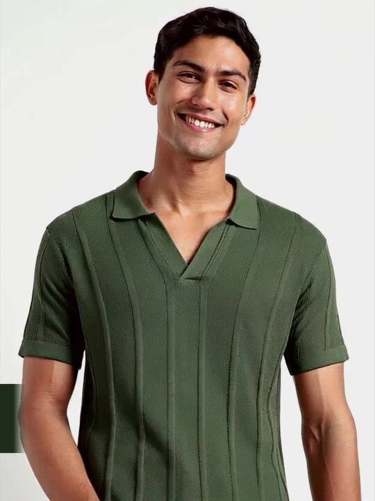 NOBERO Men Regular Fit Polo Collar Textured Cotton T-shirt