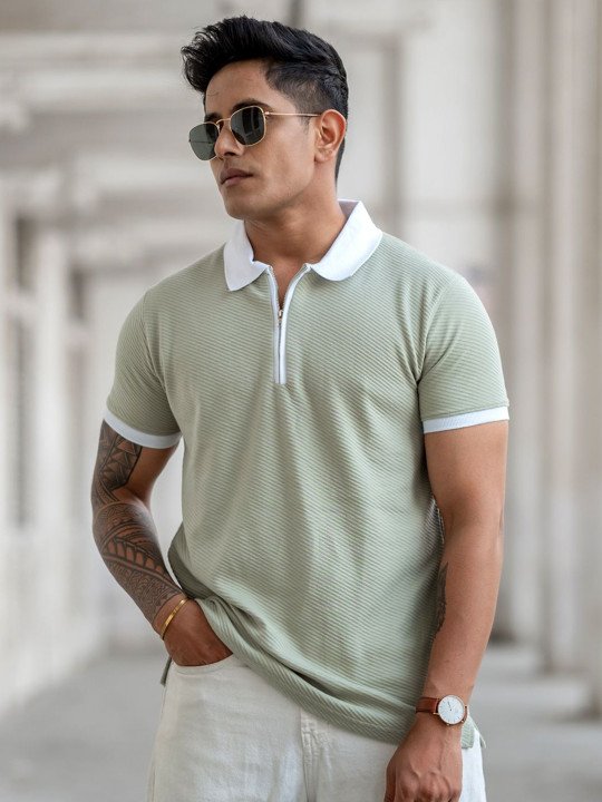 Powerlook Men Polo Collar Solid Green Zip Polo T-shirt – Regular Fit